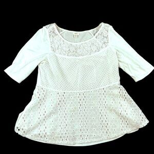 Tiny Womens Blouse, White Eyelet Medium